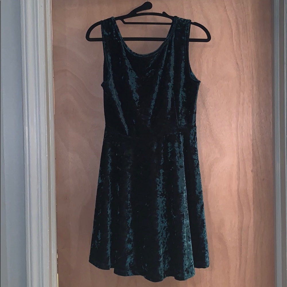 Green crushed velvet dress